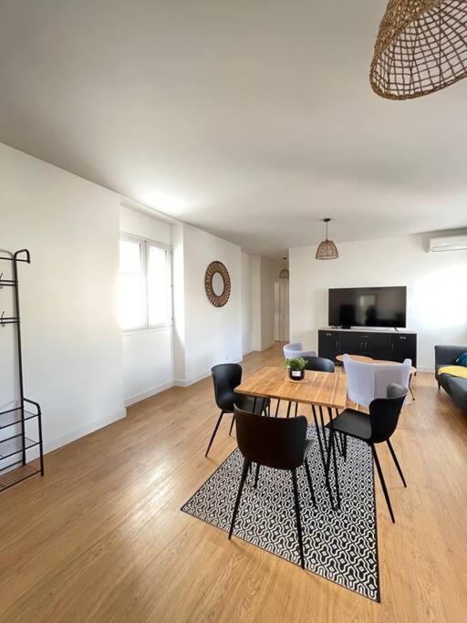Banjul - Bel Appartement A Reims Bagian luar foto