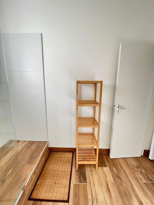 Banjul - Bel Appartement A Reims Bagian luar foto